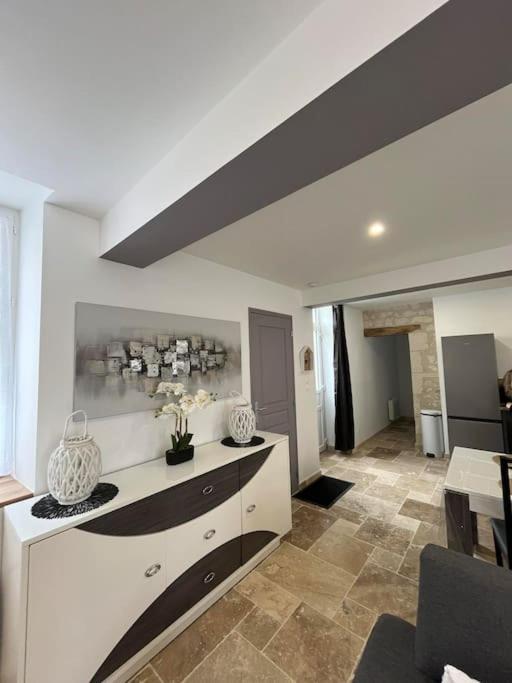 Charmante Maison De Bourg Cosy Acces Wifi Sepmes エクステリア 写真