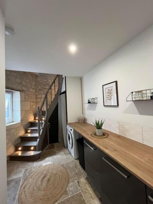 Charmante Maison De Bourg Cosy Acces Wifi Sepmes エクステリア 写真