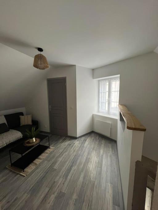 Charmante Maison De Bourg Cosy Acces Wifi Sepmes エクステリア 写真