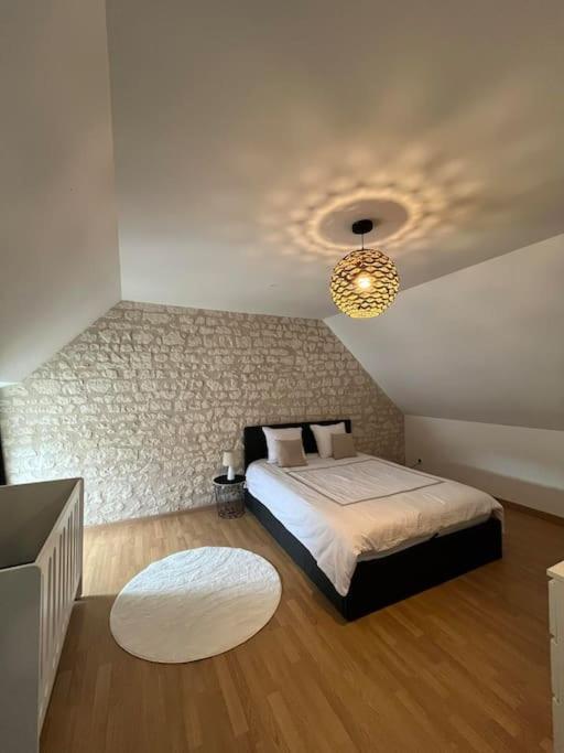 Charmante Maison De Bourg Cosy Acces Wifi Sepmes エクステリア 写真