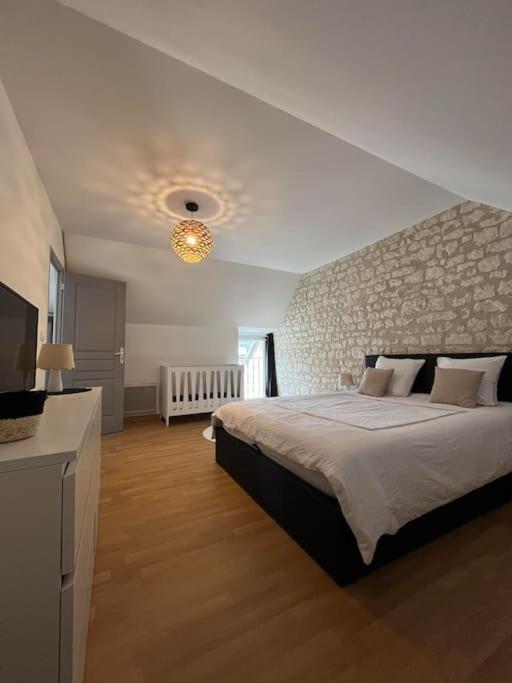 Charmante Maison De Bourg Cosy Acces Wifi Sepmes エクステリア 写真